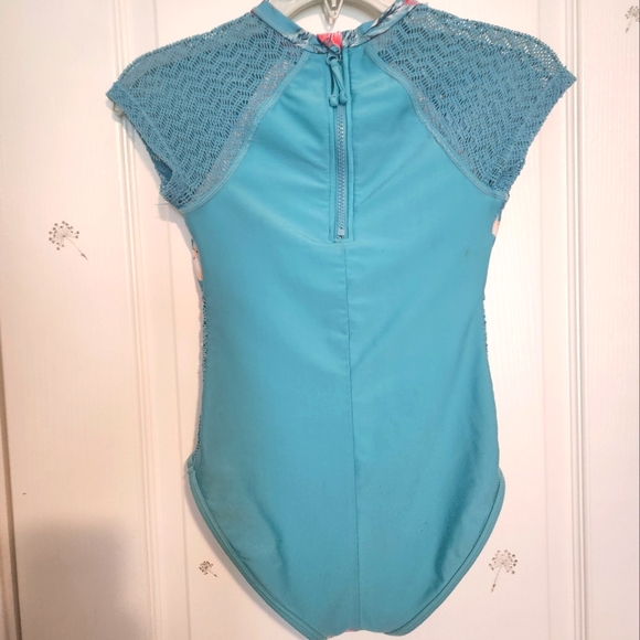 Girls tropical swimsuit - 10/12 - Picture 2 of 5